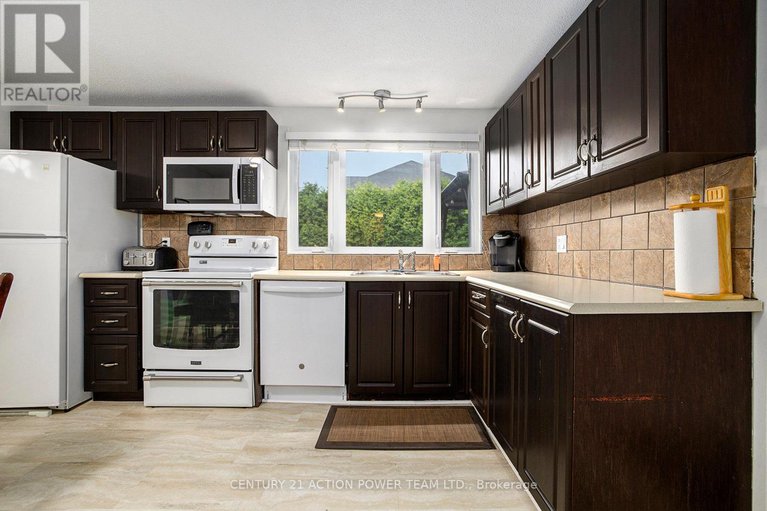 28389269/1829-cloverlawn-crescent/beacon-hill-south/ottawa/ontario/K1J6V6_13