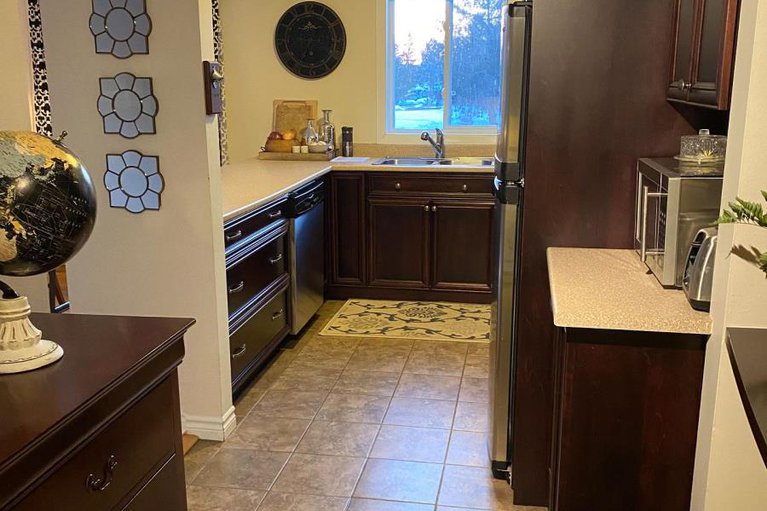 29189177/58-122-castlegreen-private/hunt-club-parkgreenboro/ottawa/ontario/K1T3N2_11