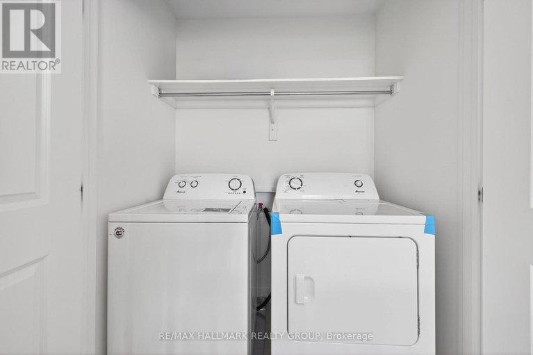 29228639/307-ibanez-walk/blossom-parkkemp-parkfindlay-creek/ottawa/ontario/K1T0V8_29