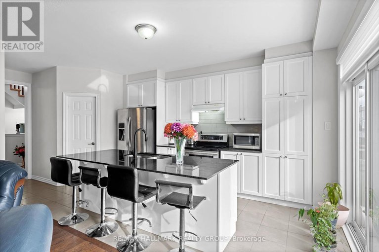 28653089/716-summergaze-street/emerald-meadowstrailwest/ottawa/ontario/K2M0L4_17