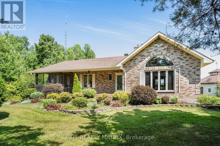 28707413/3245-pattee-road/east-hawkesbury-twp/east-hawkesbury/ontario/K6A2R2_1