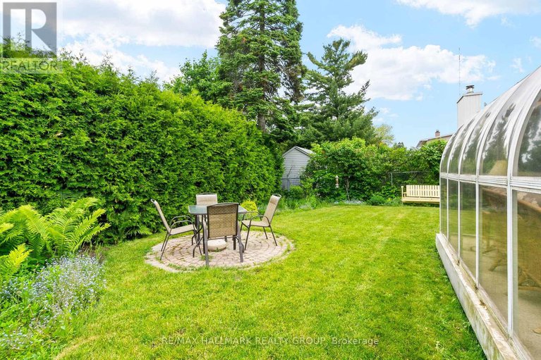 29185304/2143-hubbard-crescent/beacon-hill-north/ottawa/ontario/K1J6L3_28