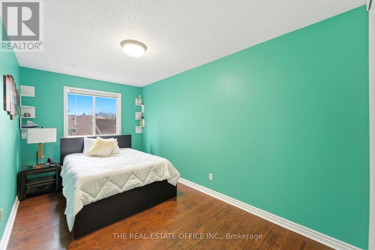 29676619/106-corsica-private/riverview-park/ottawa/ontario/K1G5Y1_17