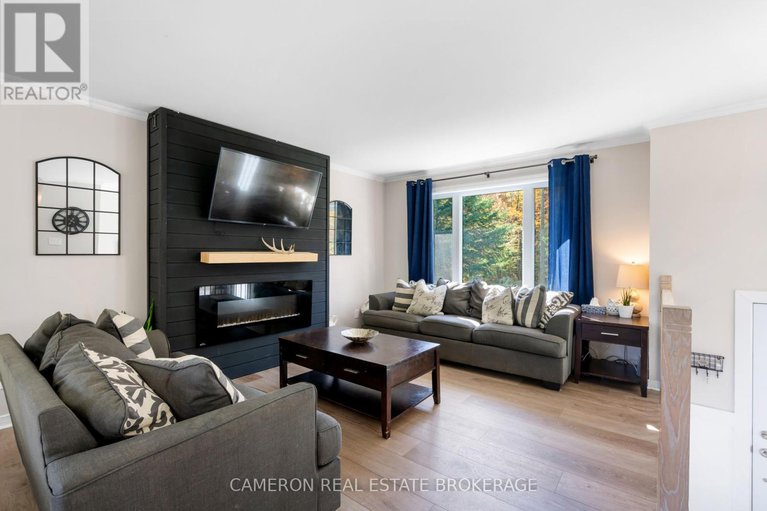 28963342/5389-nine-mile-road/south-glengarry-charlottenburgh-twp/south-glengarry/ontario/K0C1S0_12