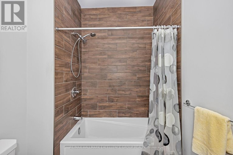 28322287/628-cobalt-street/clarencerockland-twp/clarence-rockland/ontario/K4K0L4_30