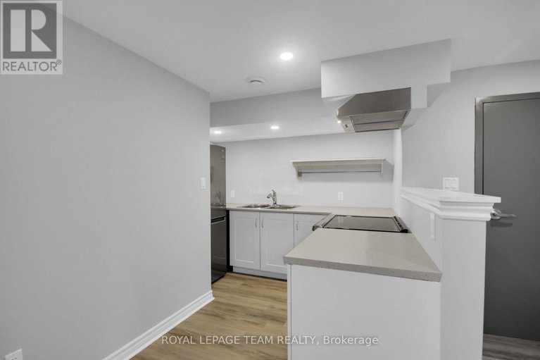 28310189/970-parkhurst-boulevard/mckellar-heightsglabar-park/ottawa/ontario/K2A3M9_23