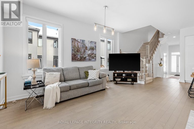 29357839/674-honeydew-street/riverside-southgloucester-glen/ottawa/ontario/K1X0K5_10