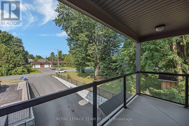 28708975/202-2-warner-street/village-of-russell/russell/ontario/K4R0B4_19