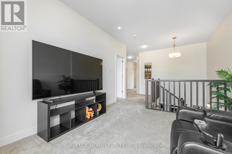 28597942/219-zinnia-way/riverside-southgloucester-glen/ottawa/ontario/K4M0K8_16