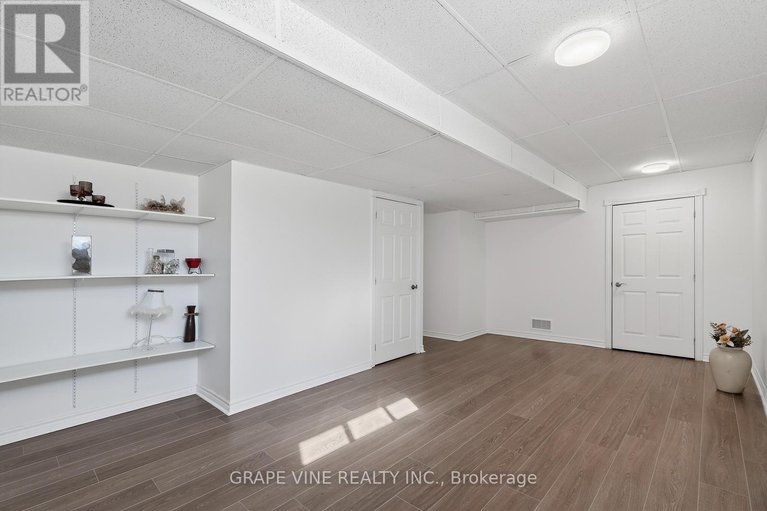 29427195/84-settlement-lane/village-of-russell/russell/ontario/K4R0A4_32