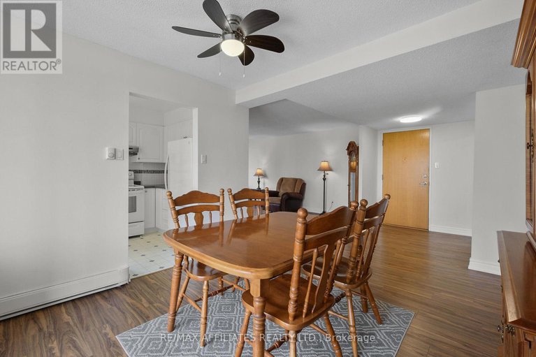 28532598/u1503-2759-carousel-crescent/emerald-woodssawmill-creek/ottawa/ontario/K1J2N5_15