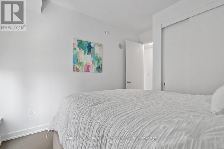 28560756/1101-111-champagne-avenue-s/west-centre-town/ottawa/ontario/K1S5V3_25