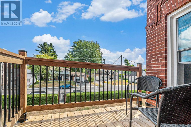 29173640/1674-landry-road/clarencerockland-twp/clarence-rockland/ontario/K0A1N0_29