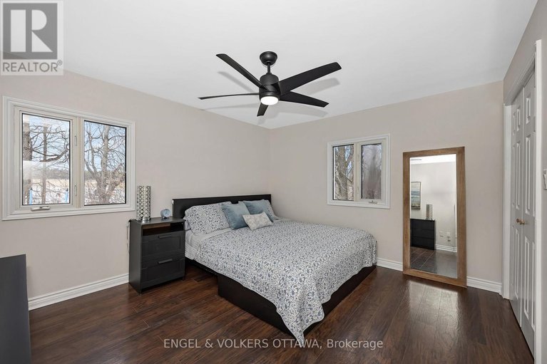 29458727/4868-ferry-road/fitzroy/ottawa/ontario/K0A1X0_19