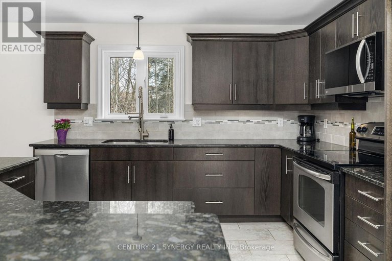 29675104/42-empress-drive/kemptville/north-grenville/ontario/K0G1J0_14