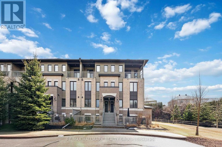 28421712/293a-titanium-private/convent-glen-north/ottawa/ontario/K1C0A5_1