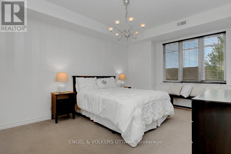 29300769/e-188-hornchurch-lane/longfields/ottawa/ontario/K2J2T3_23