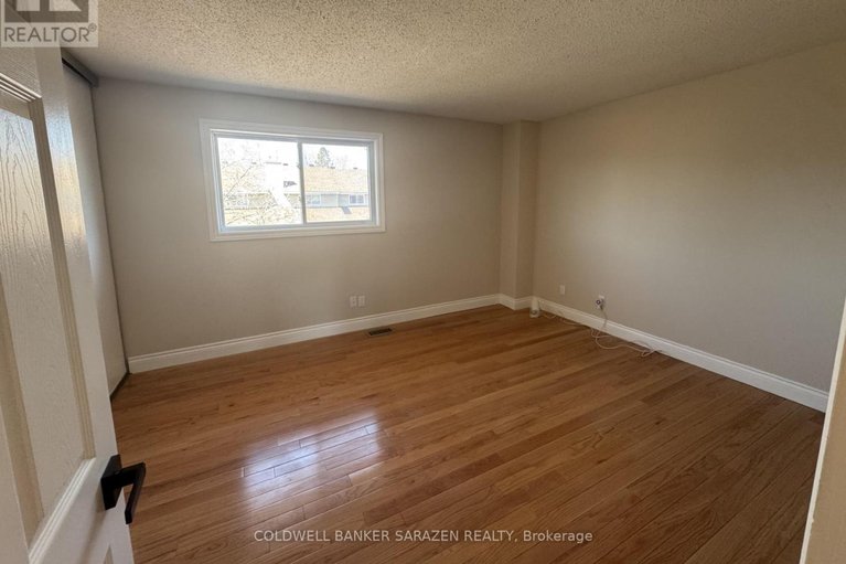 29667357/38-paddington-private/heron-gateindustrial-park/ottawa/ontario/K1V0T2_8