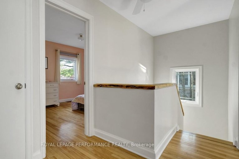 29647561/1638-abbey-road/riverview-park/ottawa/ontario/K1G0H3_26