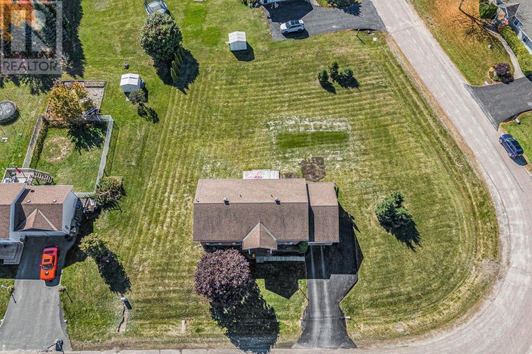 29293895/129-riley-crescent/mcnabbraeside-twps/mcnabbraeside/ontario/K7S0E9_29