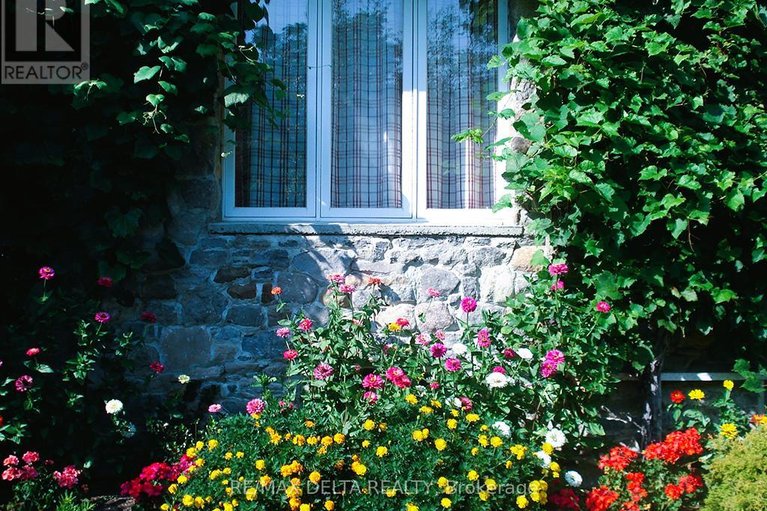 29608680/2685-concession-7-road/east-hawkesbury/ontario/K0B1P0_32