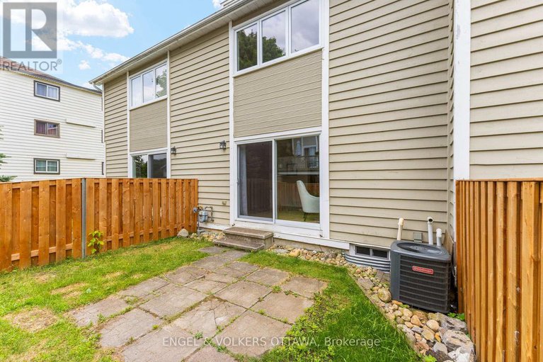 28573649/1129-chimney-hill-way/beacon-hill-south/ottawa/ontario/K1J8Z7_29