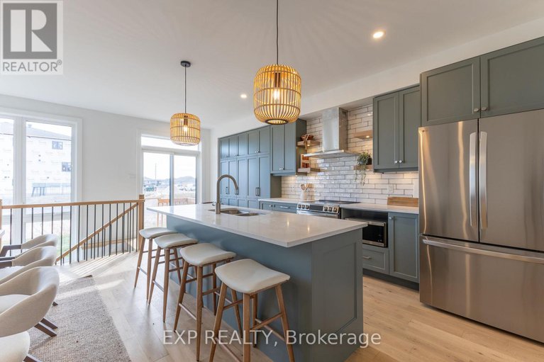 28403295/169-craig-duncan-terrace/stittsville-south/ottawa/ontario/K2S3C6_6