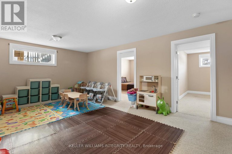 27908080/101-thivierge-court/town-of-rockland/clarence-rockland/ontario/K4K0E7_12