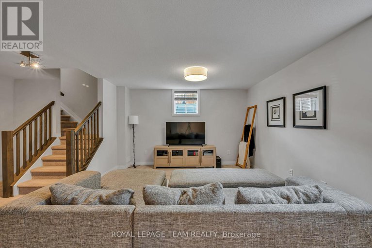 28806493/1201-de-pencier-drive/kemptville/north-grenville/ontario/K0G1J0_38