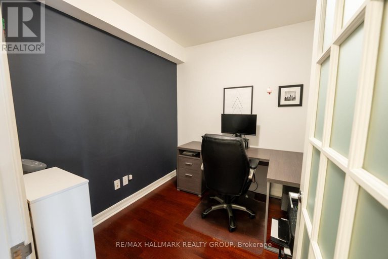 28579926/1007-200-besserer-street/sandy-hill/ottawa/ontario/K1N0A7_19