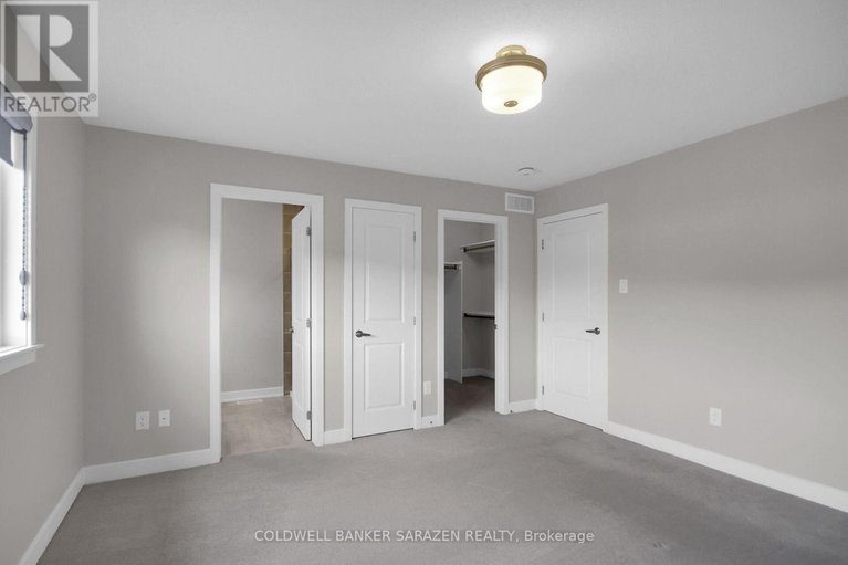 29037022/2029-allegrini-terrace/emerald-meadowstrailwest/ottawa/ontario/K2S1B6_34