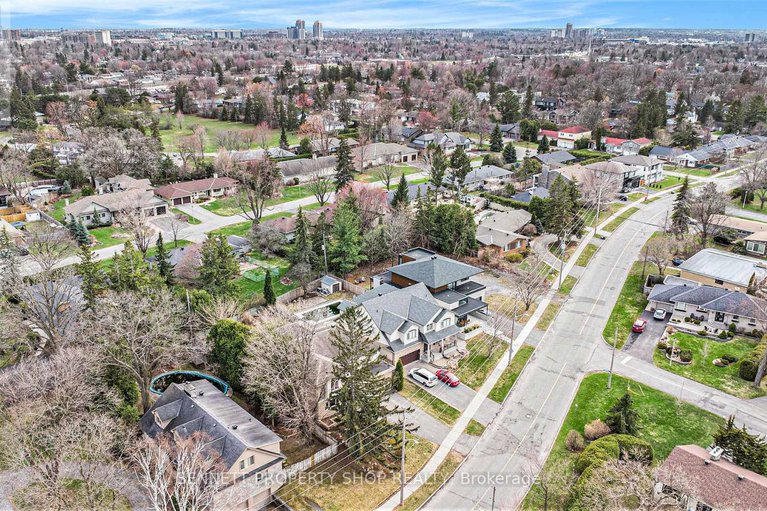 28239402/1934-lenester-avenue/mckellar-heightsglabar-park/ottawa/ontario/K2A1J9_36