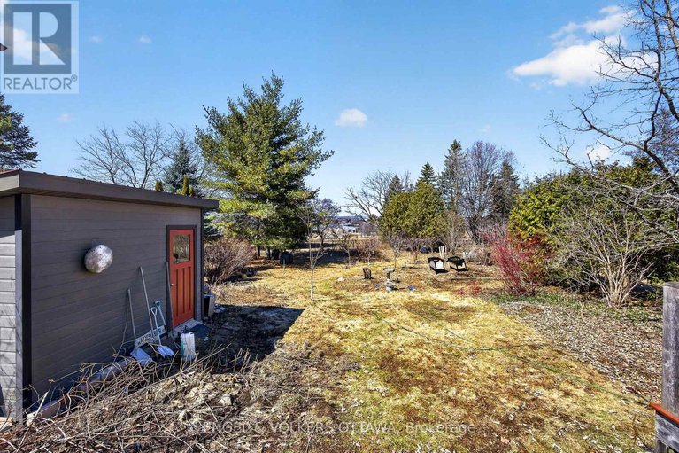 29617139/424-lochaber-avenue/westboro-west/ottawa/ontario/K2A0A6_48