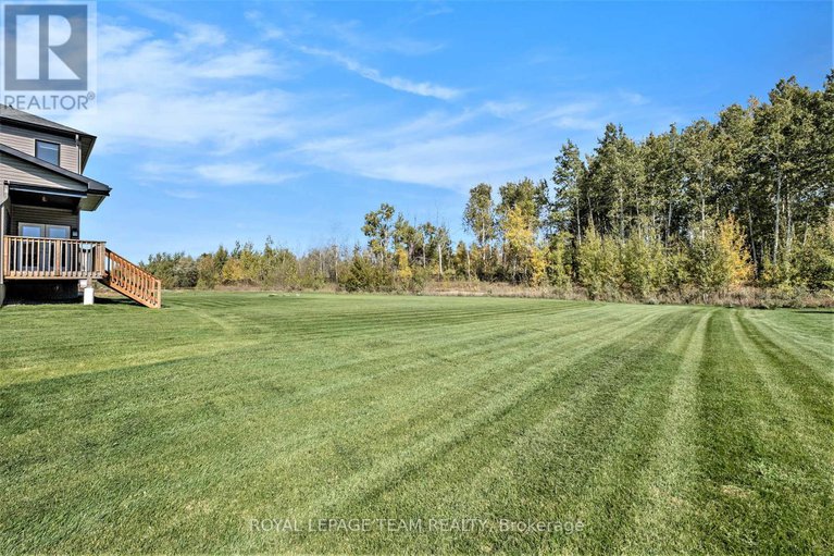 28983663/114-maplestone-drive/north-grenville-twp-kemptville-east/north-grenville/ontario/K0G1J0_30
