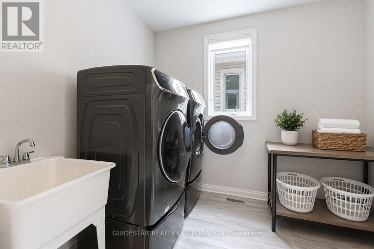 29676127/30-oxalis-crescent/emerald-meadowstrailwest/ottawa/ontario/K2V0J6_25