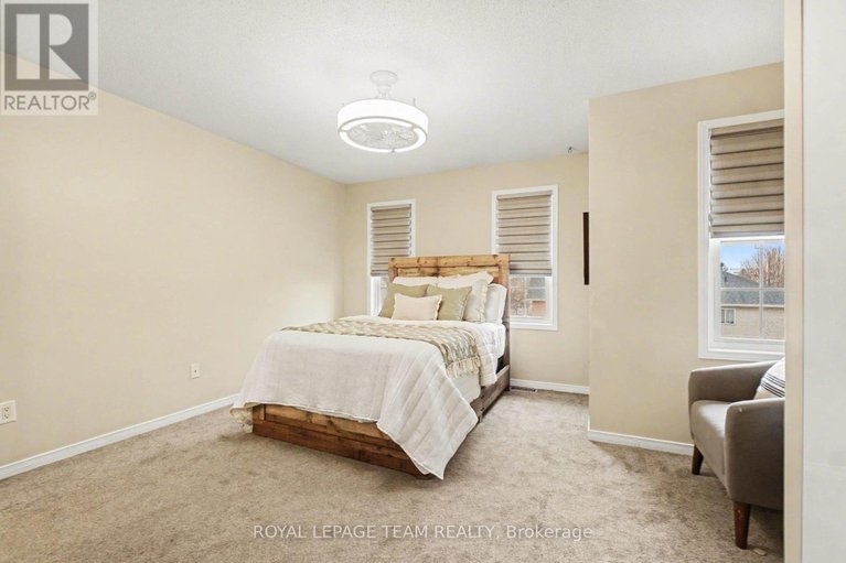 29612593/175-scout-street/central-park/ottawa/ontario/K2C4E2_20