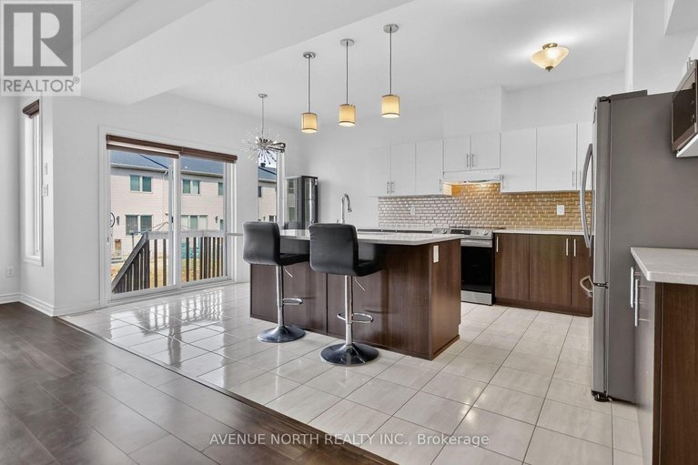 29566863/110-dun-skipper-drive/blossom-parkkemp-parkfindlay-creek/ottawa/ontario/K1X0G1_19