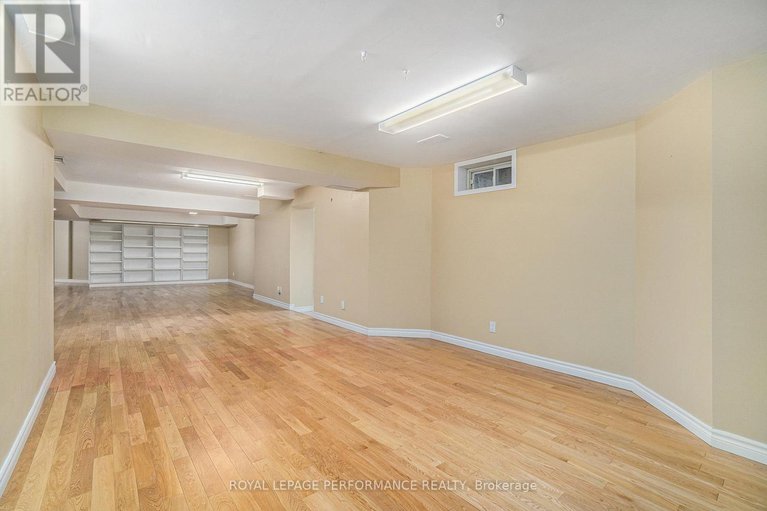 28638779/1702-ortona-avenue/carleton-heights/ottawa/ontario/K2C1W7_26