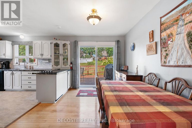 28940828/137-park-avenue/alexandria/north-glengarry/ontario/K0C1A0_11