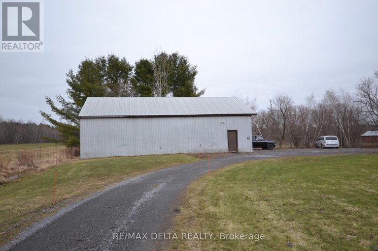 29619266/4001-champlain-street/clarencerockland-twp/clarence-rockland/ontario/K0A1E0_26