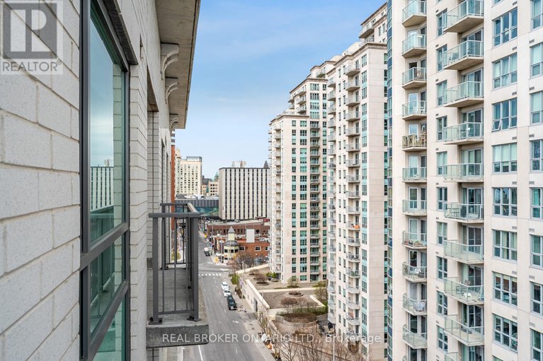 28542125/1207-200-besserer-street/sandy-hill/ottawa/ontario/K1N0A7_18