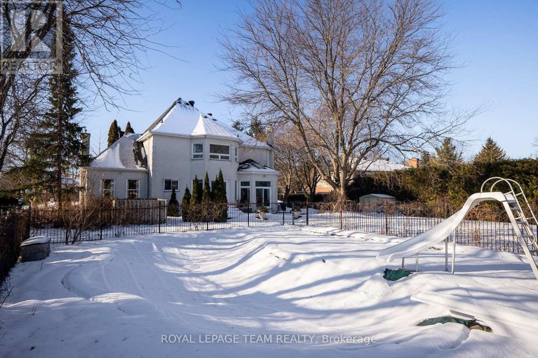 28078826/1345-potter-drive/manotick-village-manotick-estates/ottawa/ontario/K4M1C6_44