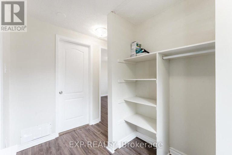28690323/91-3190-stockton-drive/blossom-parkkemp-parkfindlay-creek/ottawa/ontario/K1T1S1_18