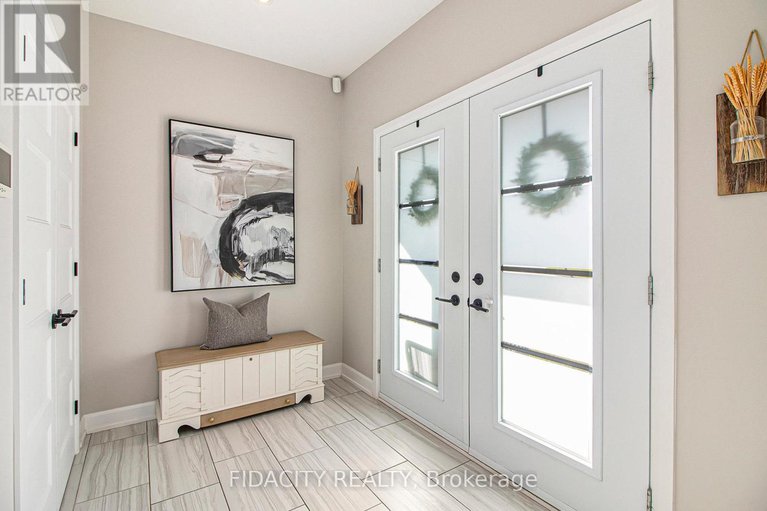 29144695/649-misty-street/village-of-russell/russell/ontario/K4R0E7_4