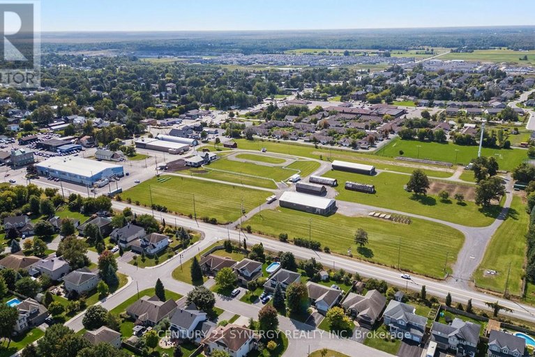 29606019/26-moore-street/richmond/ottawa/ontario/K0A2Z0_44