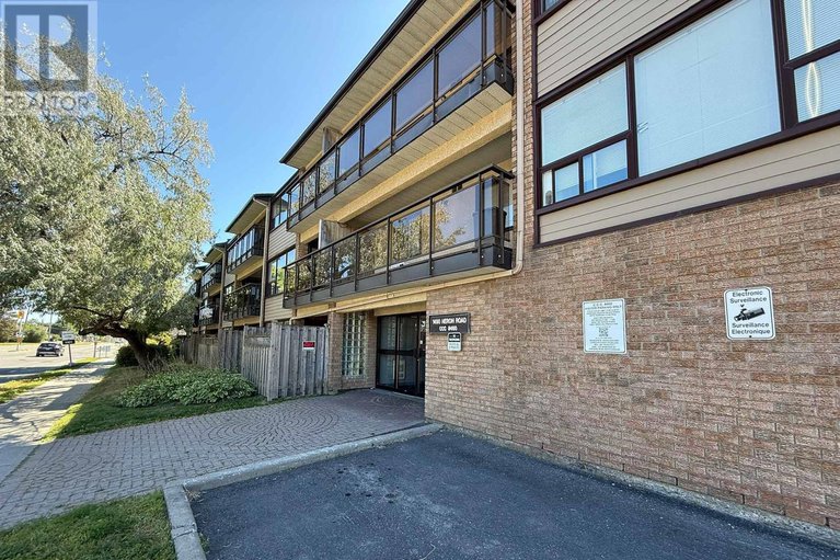 28744464/202-1490-heron-road/heron-gate/ottawa/ontario/K1V6A5_2
