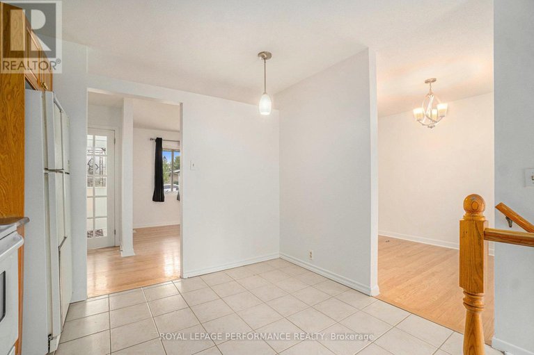 28532553/8-newgale-street/crystal-beach/ottawa/ontario/K2H5R3_10