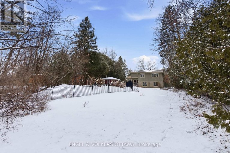 29611922/3-hazelwood-way/manotick-long-island-nicholls-island/ottawa/ontario/K2C3H1_34