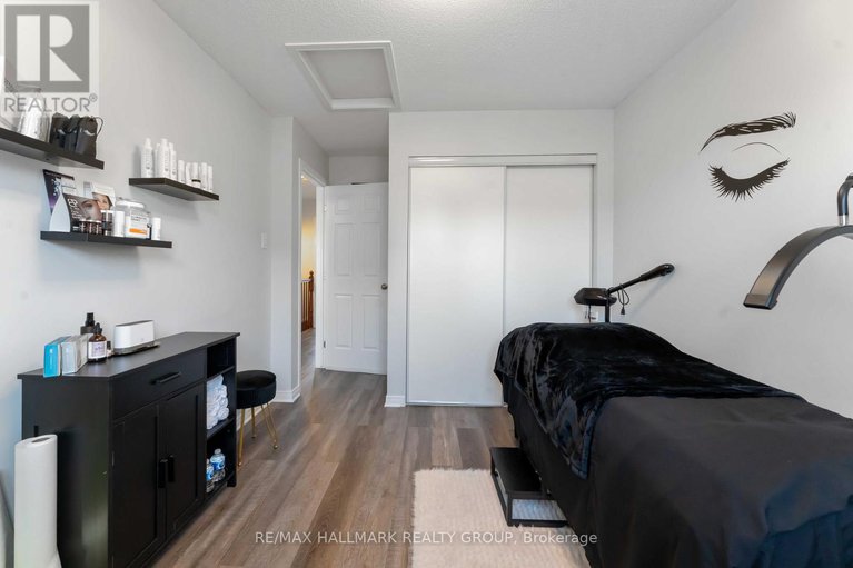 28985545/104-esterbrook-drive/mer-bleuebradley-estatesanderson-park/ottawa/ontario/K1W0A9_30