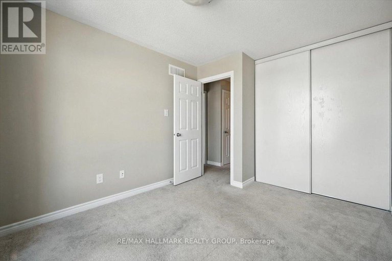 28627061/226-gerry-lalonde-drive/avalon-west/ottawa/ontario/K4A0W6_26